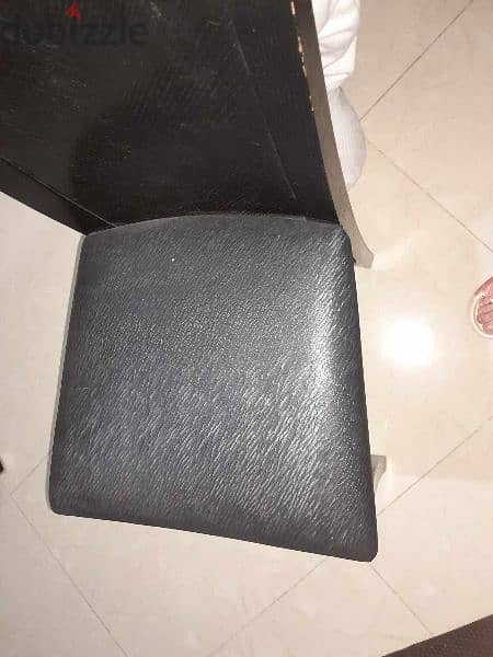 طاولة سفرة بتفتح ١٠ كراسي مع درسوار ومراية 7