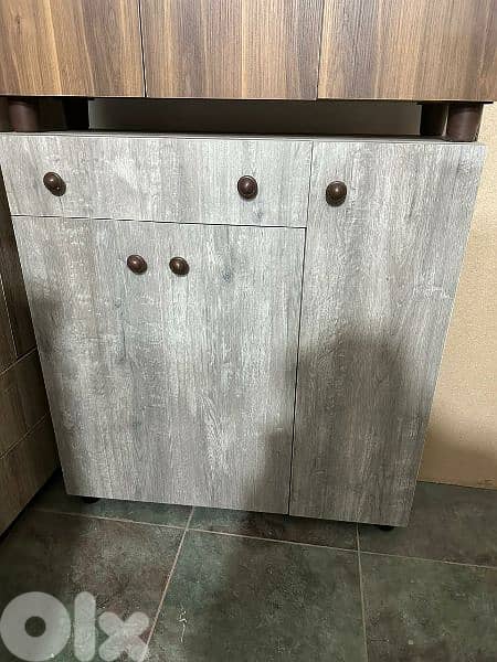 شفنيرة احذية حجم وسط عرض 90 سم 0