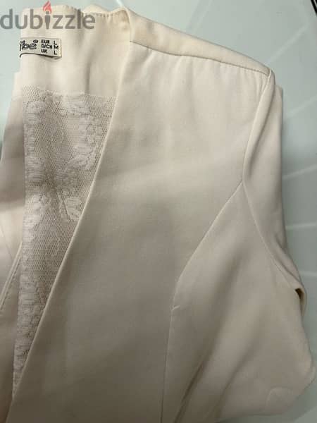 blazer, off whire color, small/medium size 2