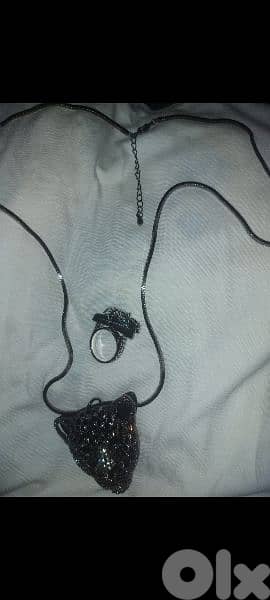 للبيع اكسسوارات وخواتم 7