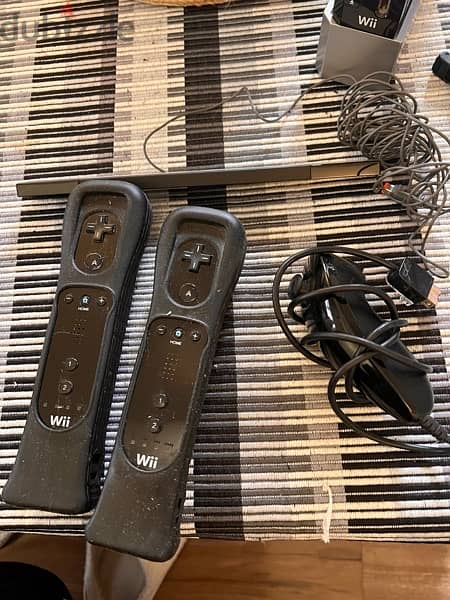 wii console + extra console Disney infinity 3