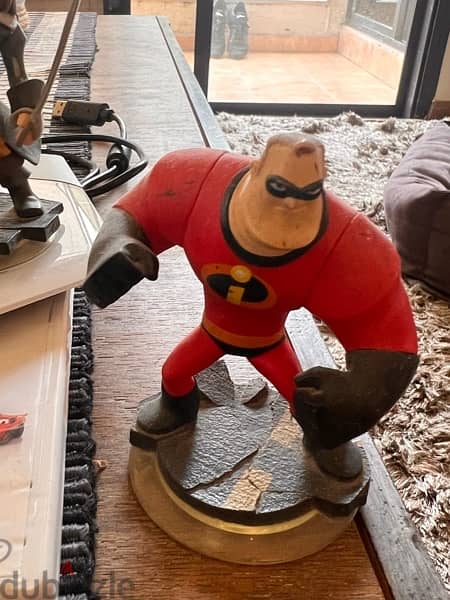 wii console + extra console Disney infinity 10