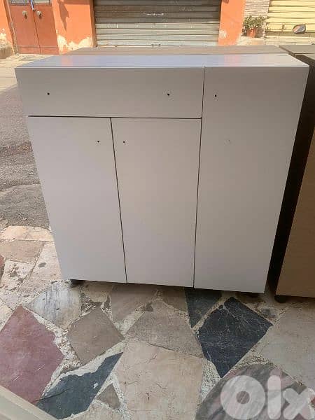 شفنيرة احذية حجم وسط عرض 90 سم 0