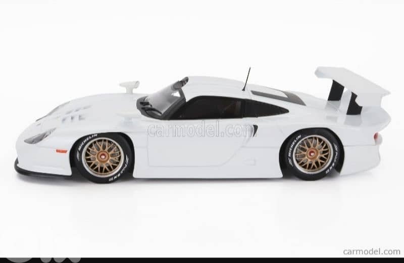 Porsche GT1 1997 diecast car model 1;18. 1