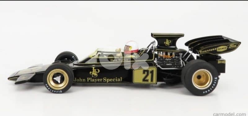 Lotus 72D (Dave Walker 1972) diecast car model 1;18. 1