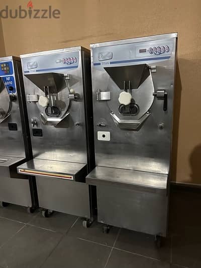 جمادات بوظة إيطالية مستعملة مستوردة حديثا ماركة Frigomat