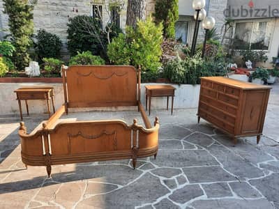 خشب قطراني أرز قديم