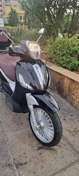piaggio beverly 300cc model 2019 meche 7500km 2
