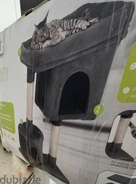 cat scratcher with cat basket 2