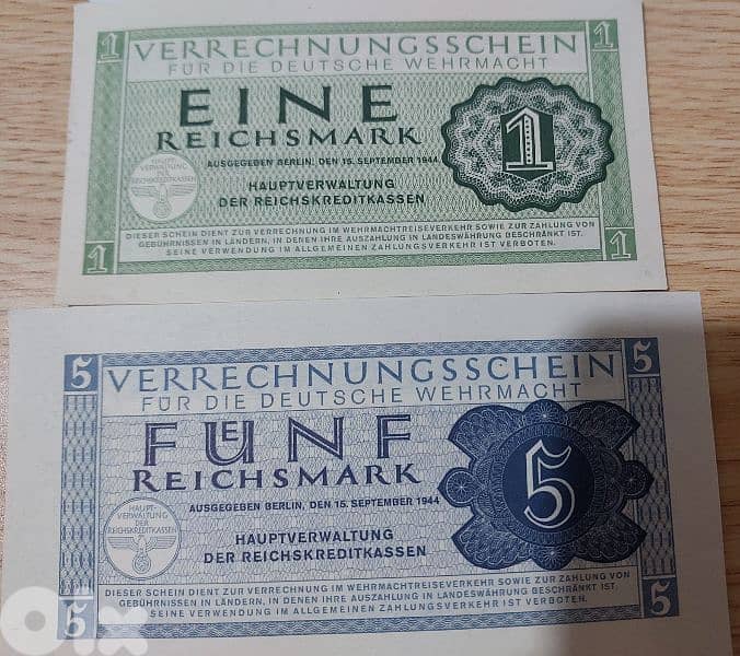 Nazi German set of two Banknotes 1 &5 Reich Mark WWII Hitler year 1944 0