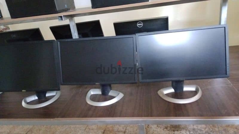 يوجد لدينا أجهزة كمبيوتر لمحلات النتورك إمكانية تجهيز والتركيب 3