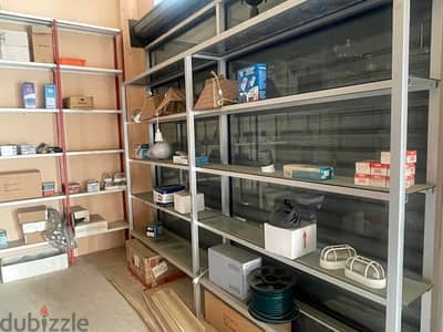 ثريات و اغراض كهرباء