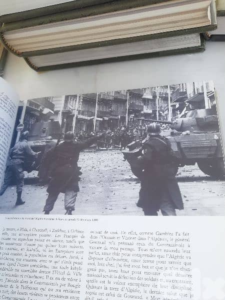 De Gaulle Ensemble 9