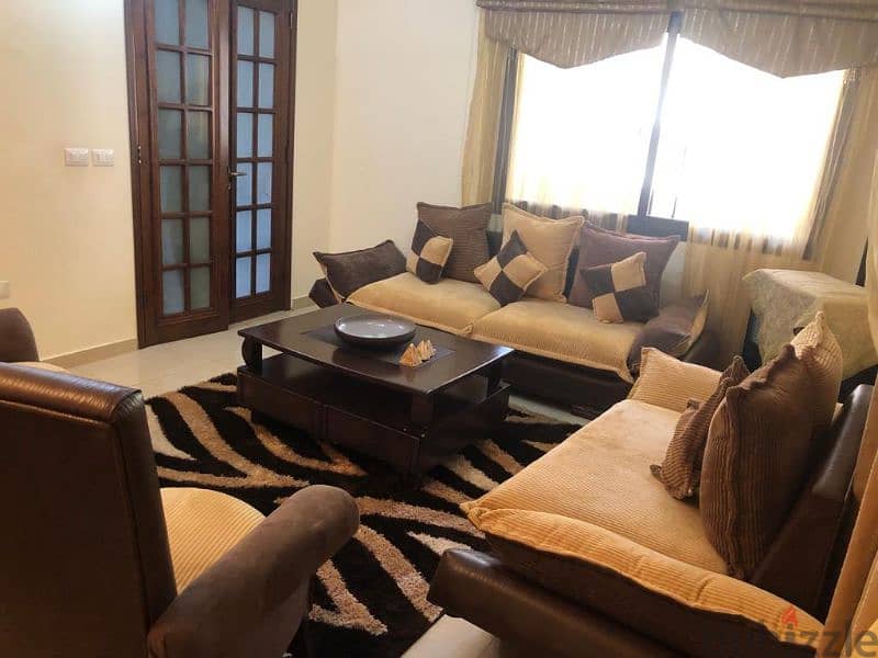 living room used like new 0