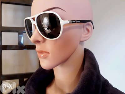 عوينات شمسية تومي فاشن نسائية - أسود وأبيض روعة Tommy Fashion B & W