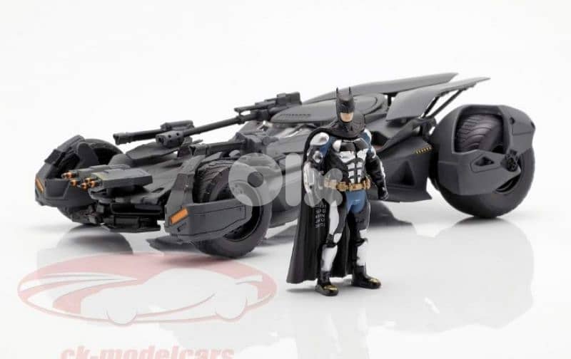 Batmobile (The Movie Justice League '17) diecast car model 1;24. 1