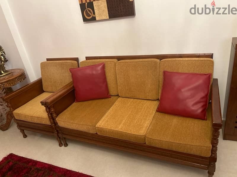living room sofas 0