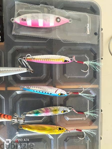 fishing tools barely used 1