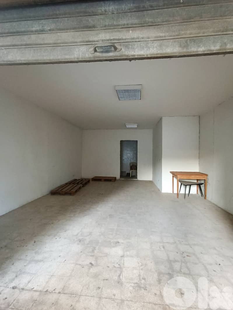 48 SQM Shop in Dekwaneh, Metn 0