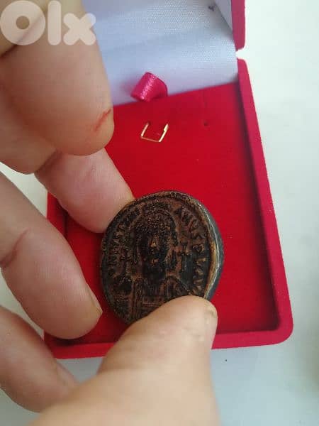 عملة أثرية 2