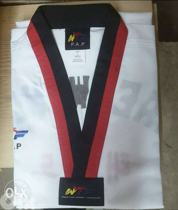 Poom neck Taekwondo uniform 0