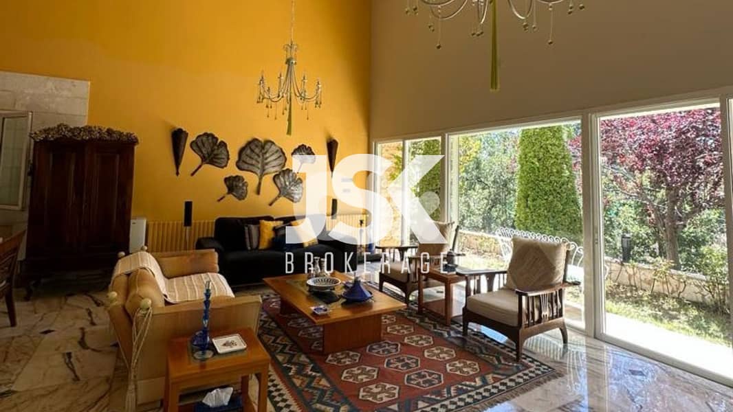 L14902-Fully Decorated & Furnished Villa for Rent In Mayrouba 0