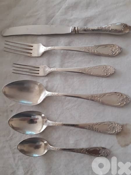 silver plated cutlery 0