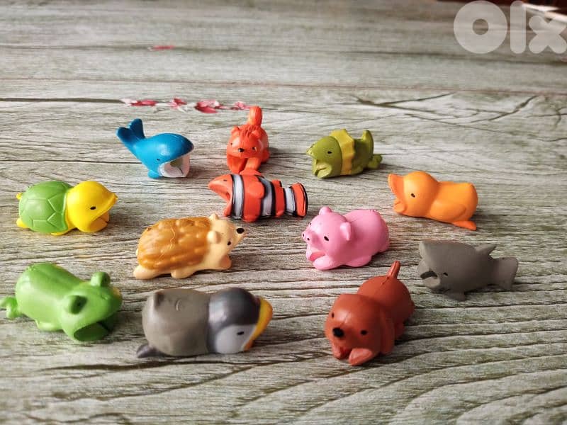 Cute animal cable bite 3$ 15