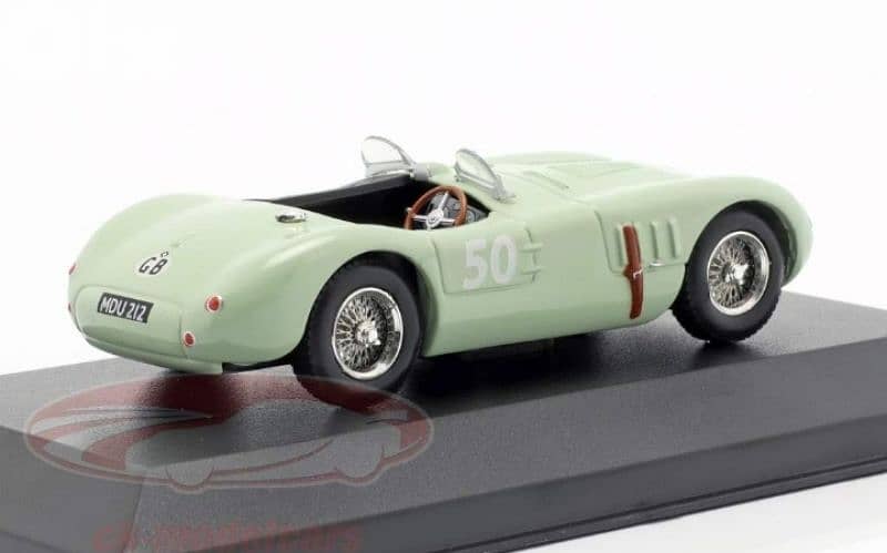 Jaguar C-Type 1952 diecast car model 1;43. 3