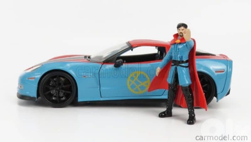 Chevrolet Corvette ZO6 (With Dr Strange figure) diecast car model 1;24 1