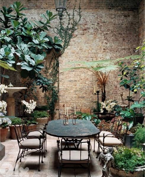 Individual Villa Gemmayze with garden rest guest house private events 0