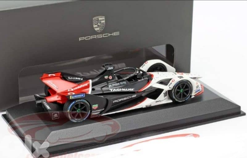 Porsche 99X E Formula (2019) diecast car model 1;43. 4