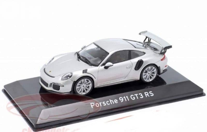 Porsche GT3 RS diecast car model 1;43. 0