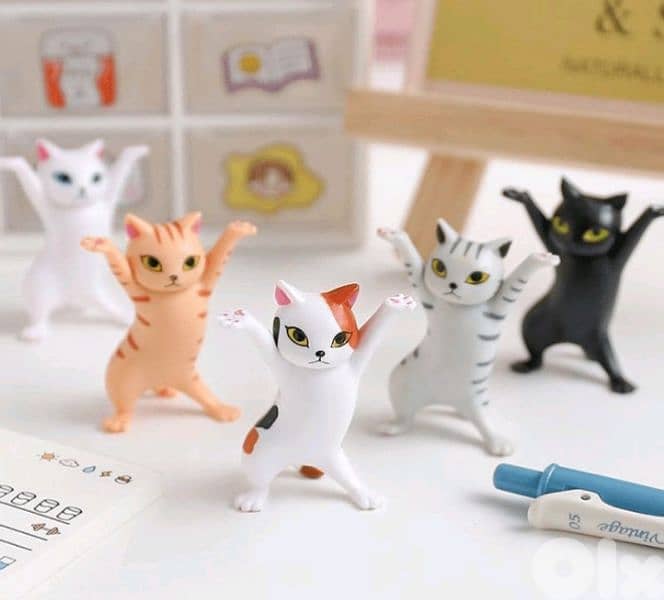 funny kitten holder stand 2