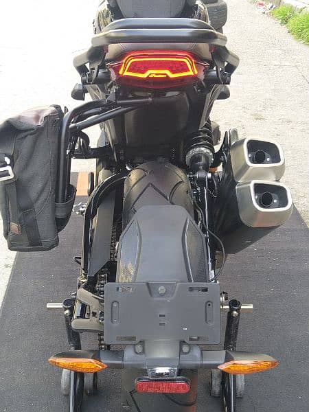 Indian Ftr 1200cc like new 900miles company source cruise control 3