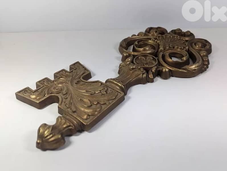 Skeleton Key Wall Hanging Plaque Vintage 3