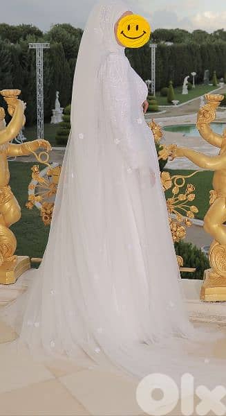 costum made wedding dress