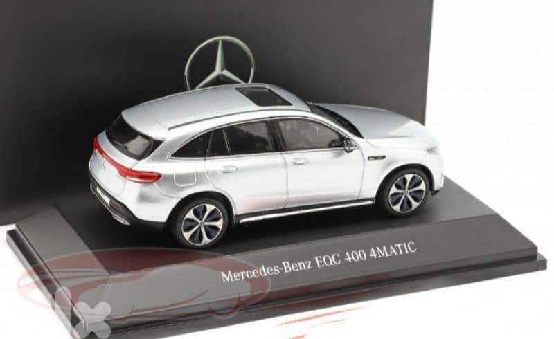 Mercedes EQC 2019 diecast car model 1;43. 4