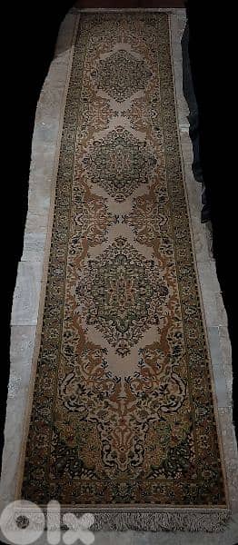 للبيع سجادة اوروبي للكوريدور 405x80cm مش مستعملة. . 0