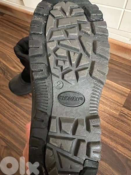 khombu brand bottes de neige ski shoes size 33-34 2