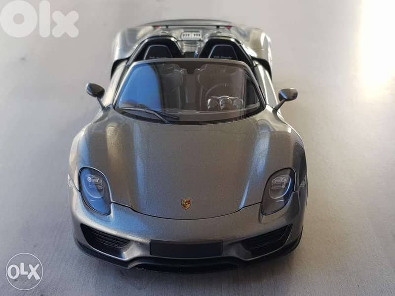 1/18 Minichamps Porsche 918 Spyder diecast model car 0