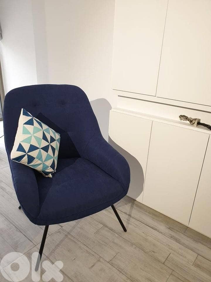Blue armchair/sofa like new 0