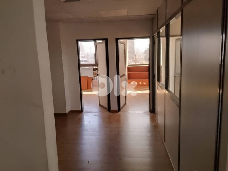 171 Sqm | Office For Rent In Sanayeh - Hmara 0