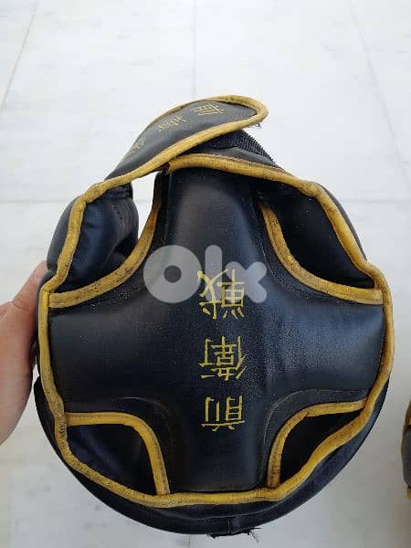 خوذة كاراتيه عدد 2 4