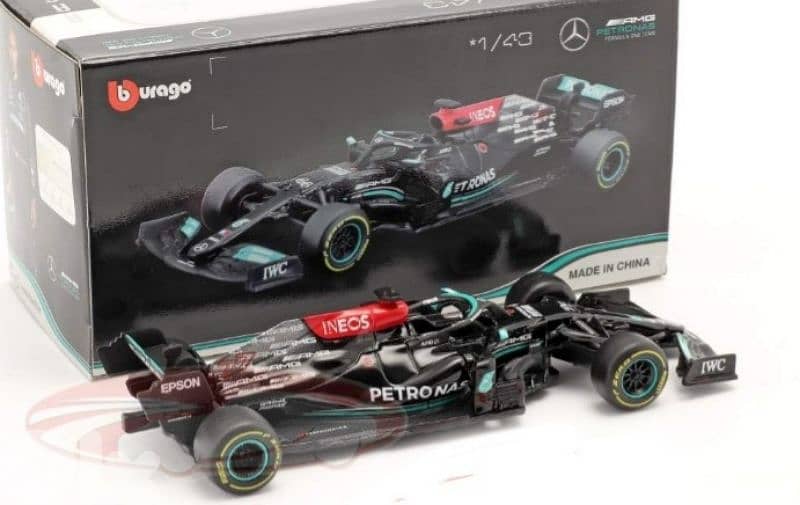V. Bottas Mercedes AMG W12 E diecast car model 1;43. 4