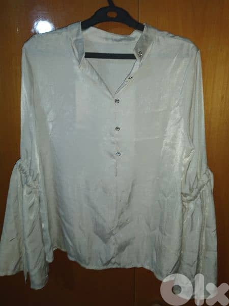 shirt beige or black s m l 4
