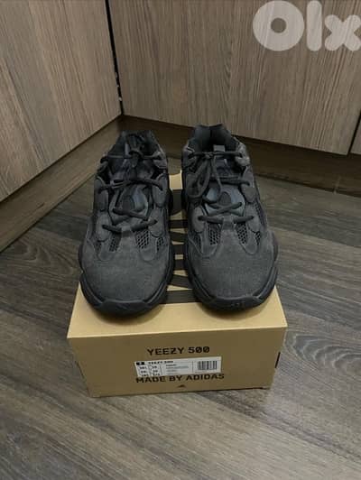 Adidas Yeezy 500 black size 44.5