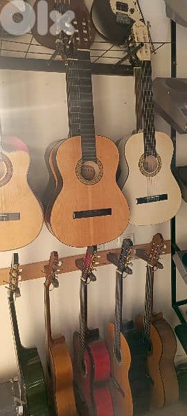 مجموعه غيتارات مستعمل وجديد 1