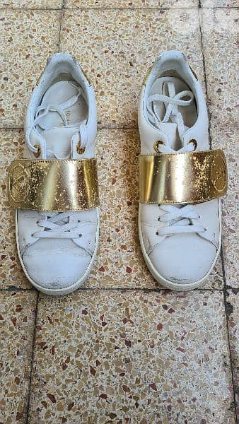Louis Vuitton sneakers حذاء 1