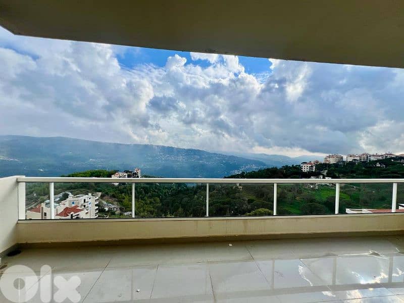 Open Mountain view apartment in Douar - Zaroun 0